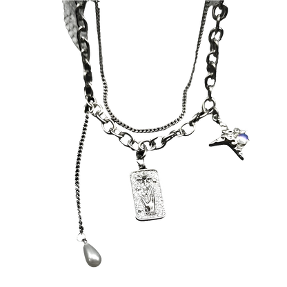 Choker with Star Pendantz