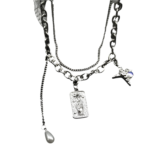 Choker with Star Pendantz